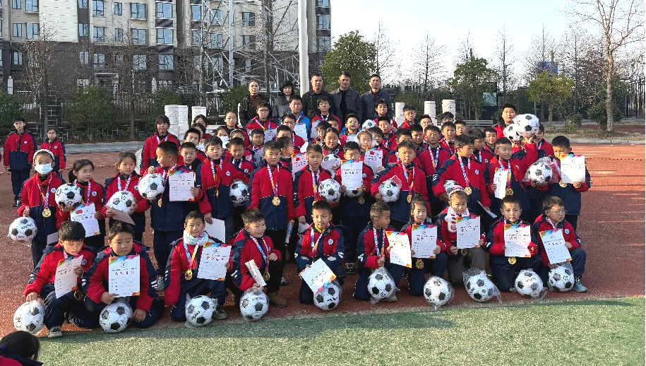 leyu-绿茵逐梦，“足”够精彩——临川二小第八届足球联赛圆满落幕