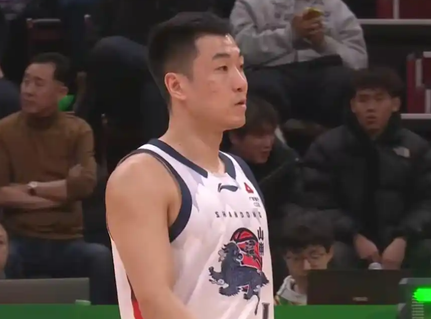 乐鱼体育官网-山东男篮神秘强援空降!保密封神+惊喜压哨,全力冲刺广州补赛!